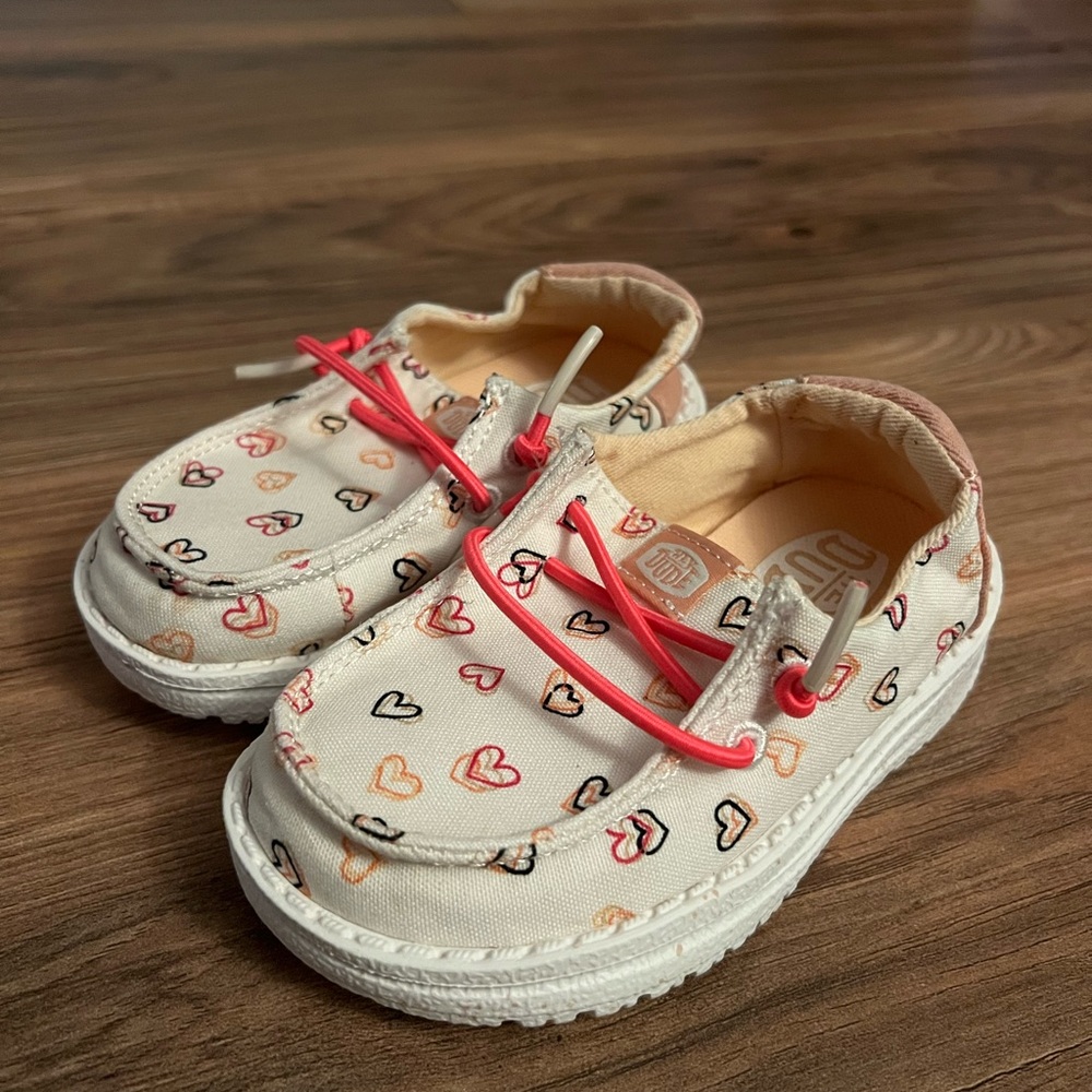 Hey Dude slip-on loafers toddler baby girls 7